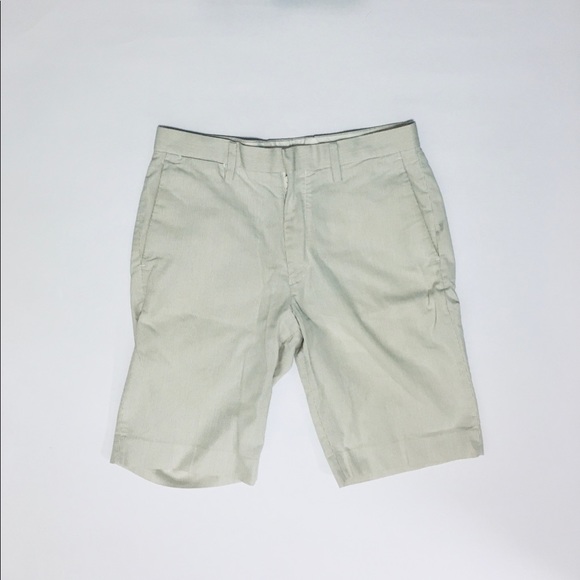 Uniqlo 10.5” blue stripe shorts - Picture 2 of 7